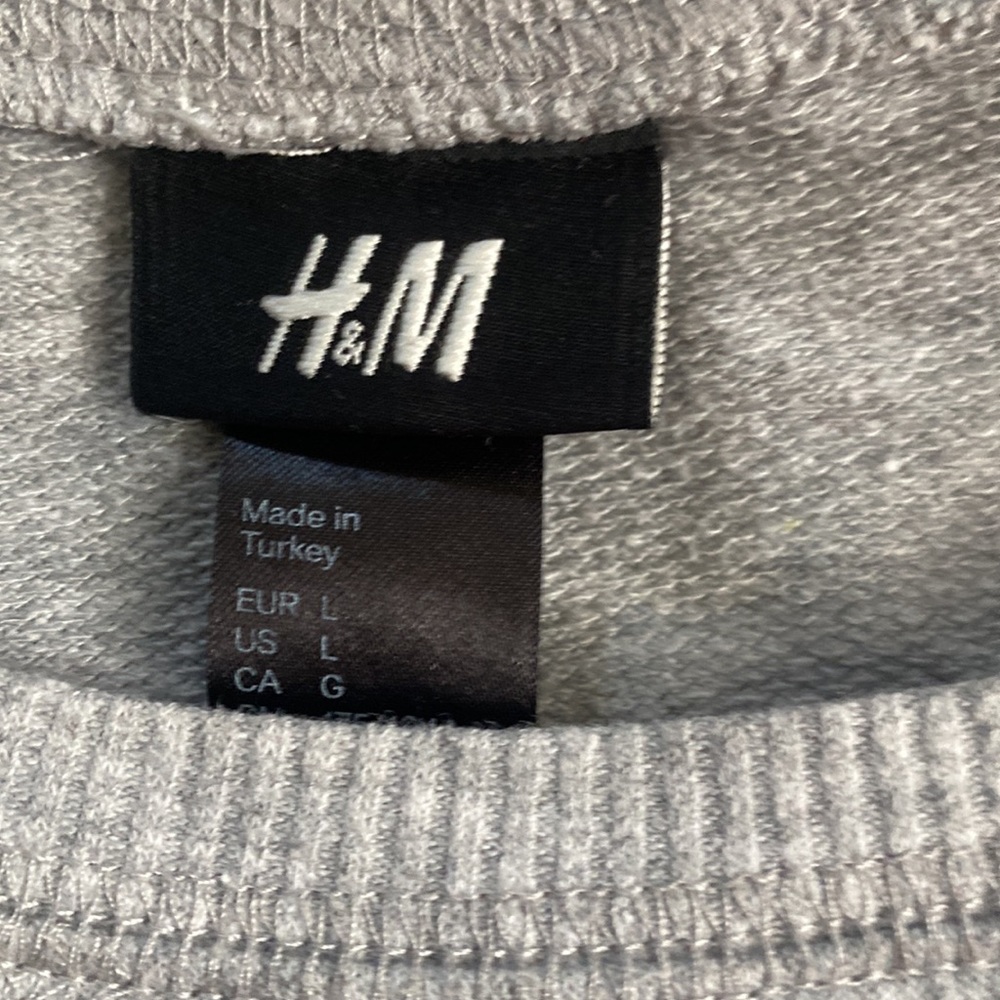 Large H&M basic pullover sweater - Picture 3 of 3